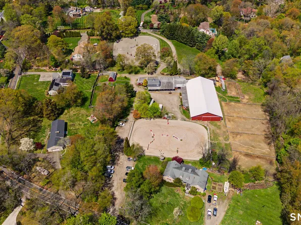 80-90 Comstock Hill Road, Norwalk, CT 06850
