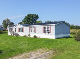 44 Norwood St, Warren, ME 04864
