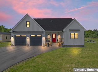 25 Royale Dr, Augusta, ME 04330