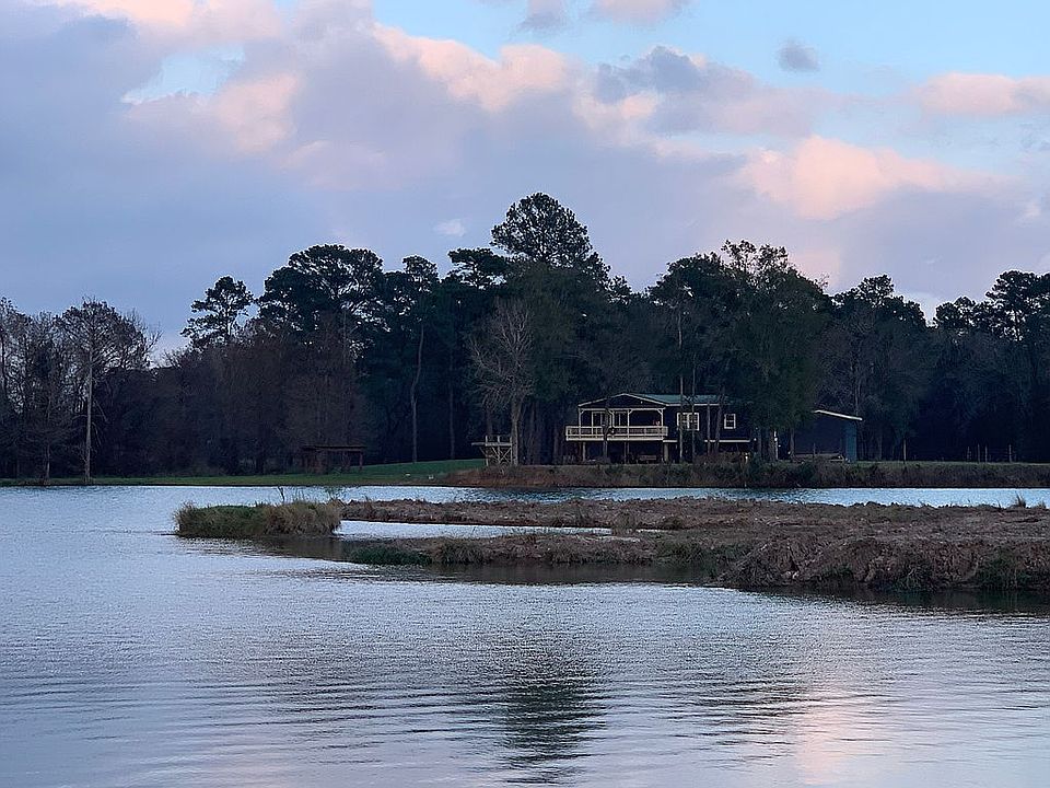 2nd image of 20309 Lakelane Dr W