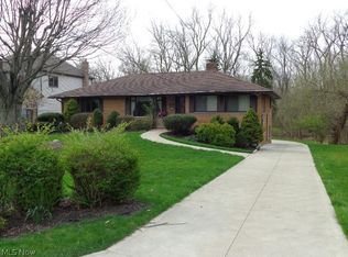 8907 Evergreen Dr, Cleveland, OH