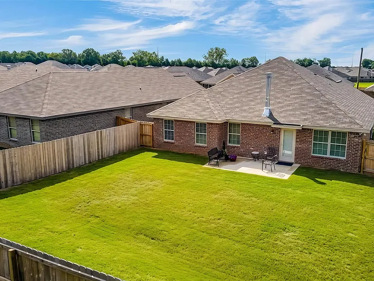 2030 Dawsons Mill Ln — Photo 6