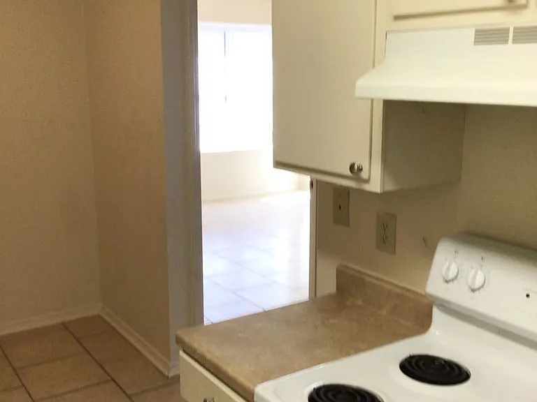 2647 Amanda Dr #A-D — Photo 10