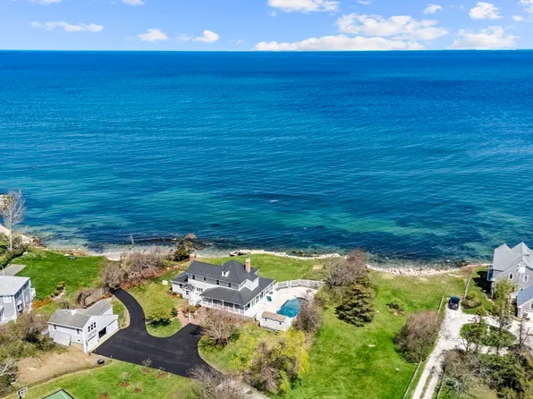 141 Stage Point Rd, Plymouth, MA 02360