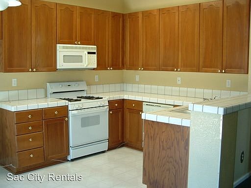 2nd image of 2231 Dinwiddie Way