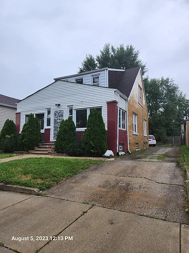 825 Mulberry St Photo 1