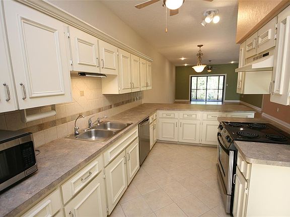 5th image of 7032 River Run Blvd