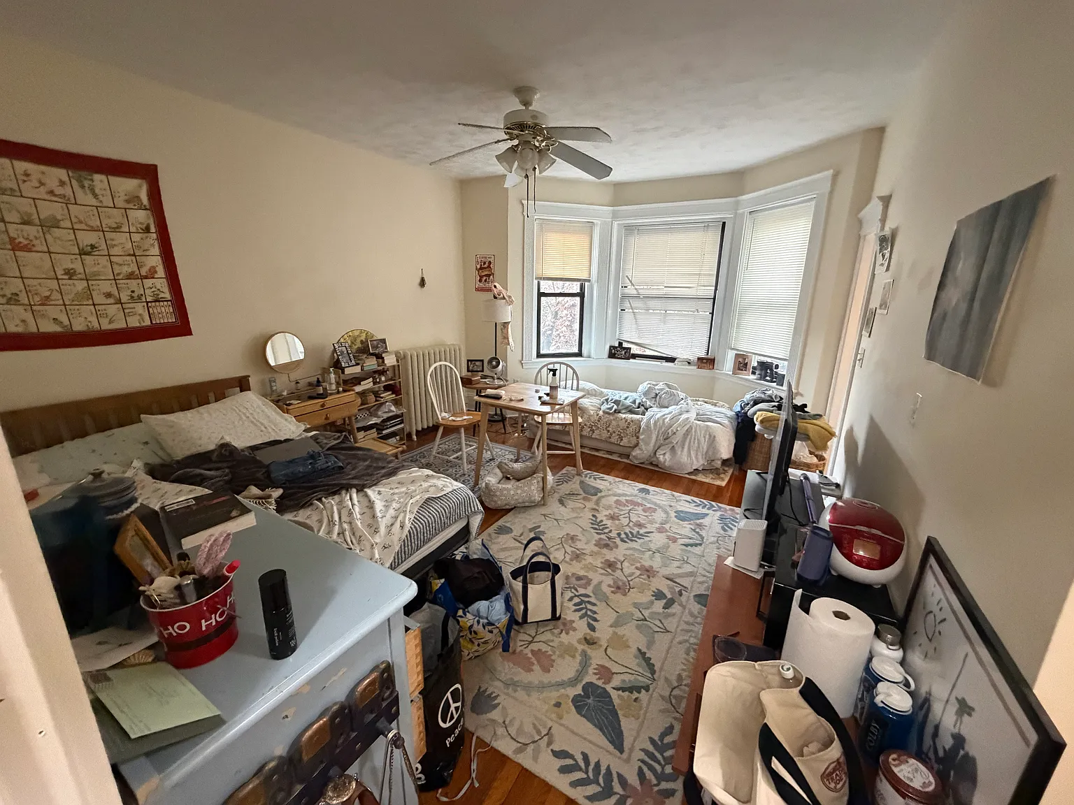 Studio, $2,000 — Photo 1