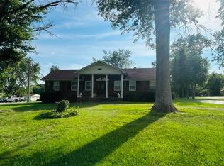 1418 Nashville St, Russellville, KY 42276