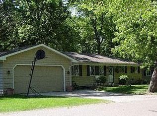 4140 Crystal St, West Bloomfield, MI 48323