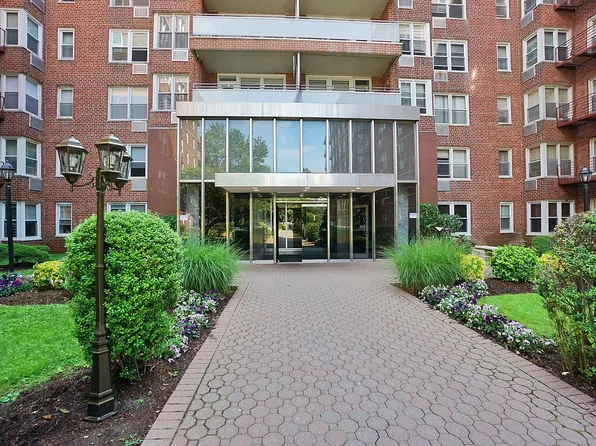 9201 Shore Rd APT D706, Brooklyn, NY 11209