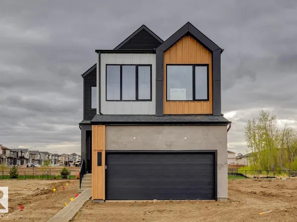 3019 5th Ave SW, Edmonton, AB T6X 2W6
