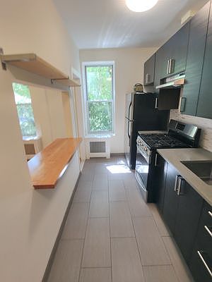 5th image of 566 Leonard St APT 2R