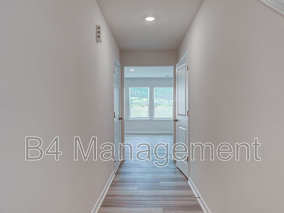 4th image of 2343 Springview Ct