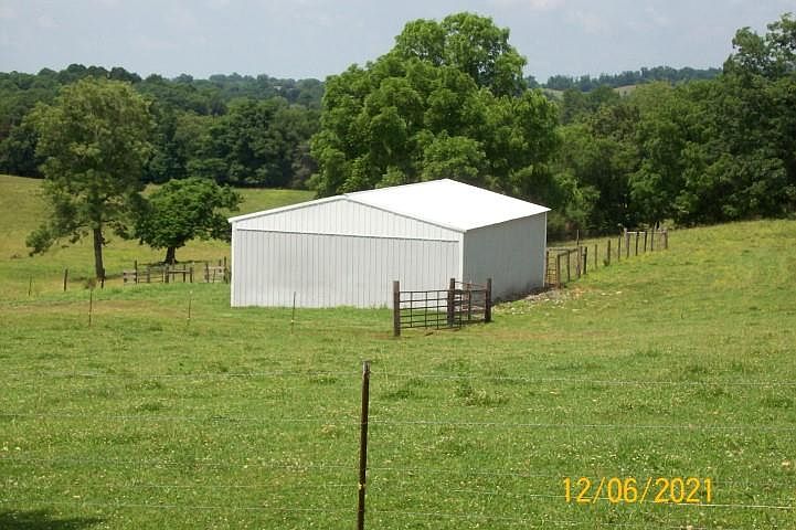 1st image of 152 E Country Club Ln