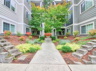 1409 Evergreen Park Dr UNIT 203, Olympia, WA 98502