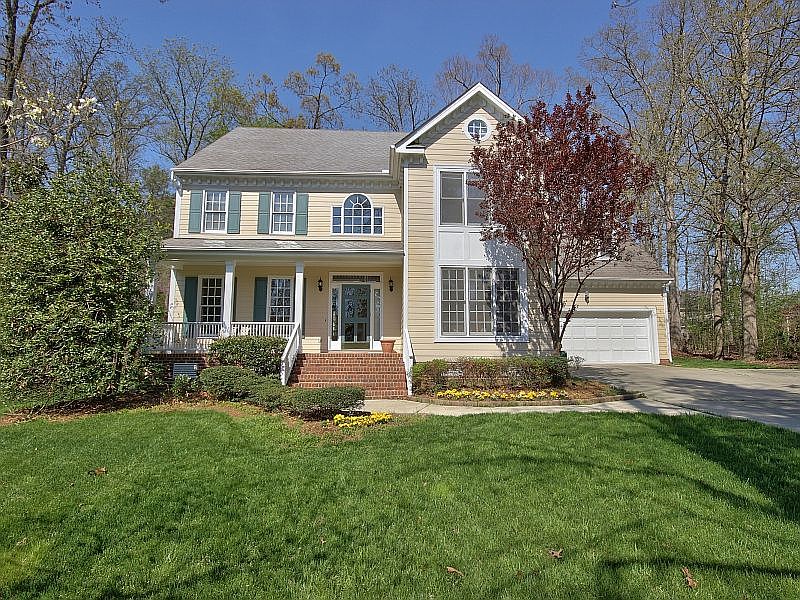 1st image of 104 Severn Ct