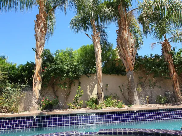 152 S Kavenish Dr, Rancho Mirage, CA 92270
