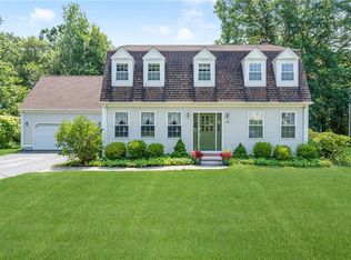 16 Wingate Rd, South Kingstown, RI 02879