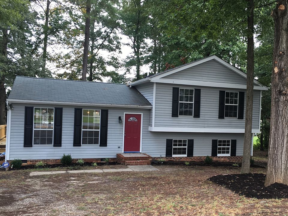 1st image of 2824 Farm Creek Dr