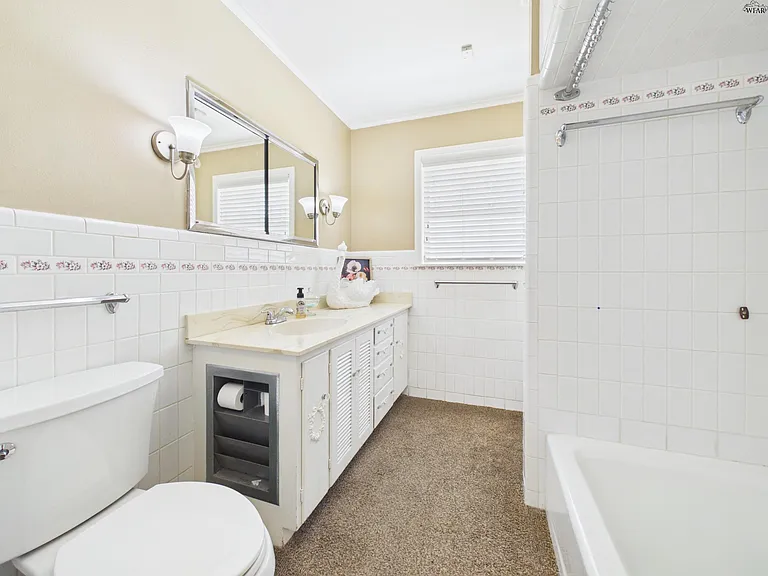 5501 Seymour Hwy — Photo 24