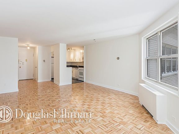 2nd image of 155 W 68th St APT 1018