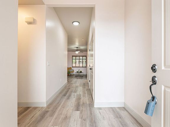 5th image of 475 Dry Ln