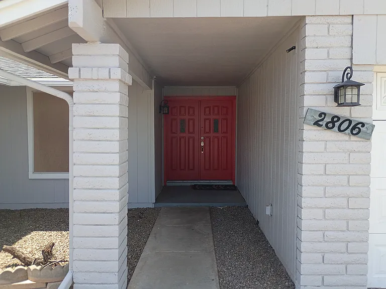 2806 N Evergreen St — Photo 4