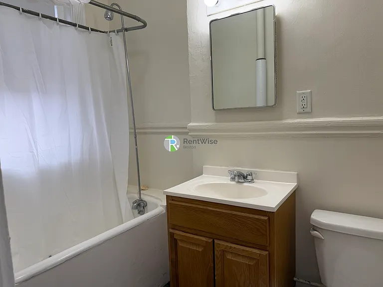 1330 Commonwealth Ave #18 — Photo 1
