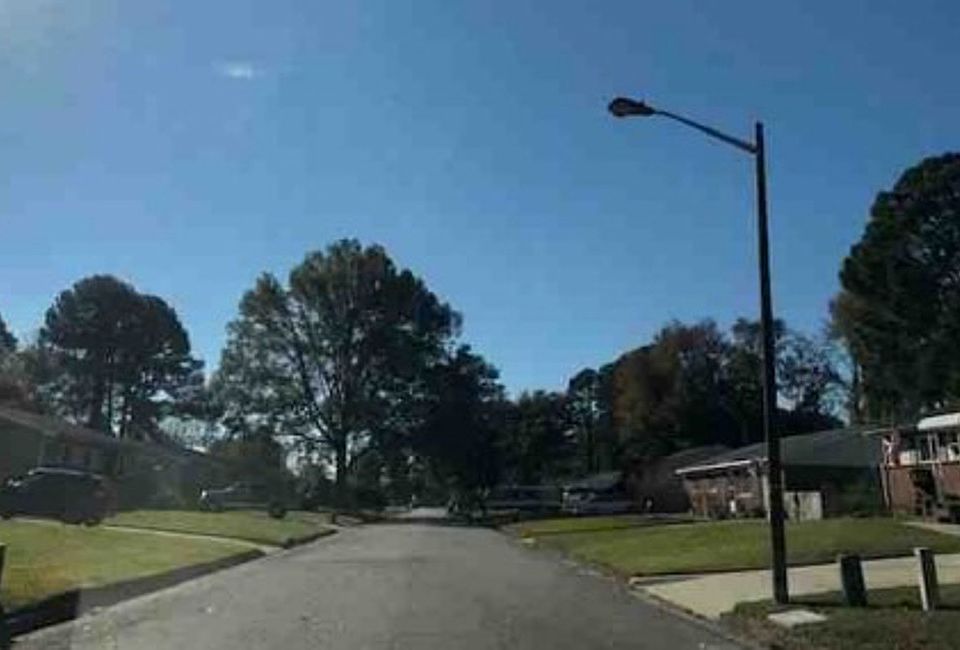 2nd image of 1200 Jewell Ave