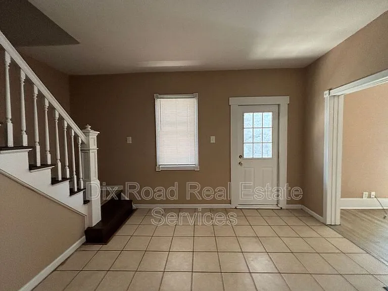 8 S River St — Photo 11