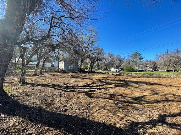 2nd image of Sacramento St