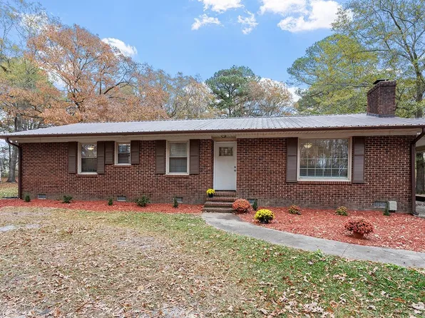 2683C Rains Crossroads Rd, Selma, NC 27576