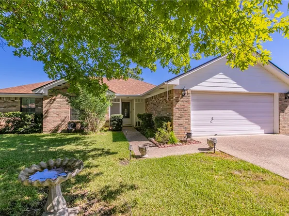 304 Travelers Trl, Lorena, TX 76655