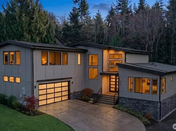 9741 NE White Horse Drive, Kingston, WA 98346