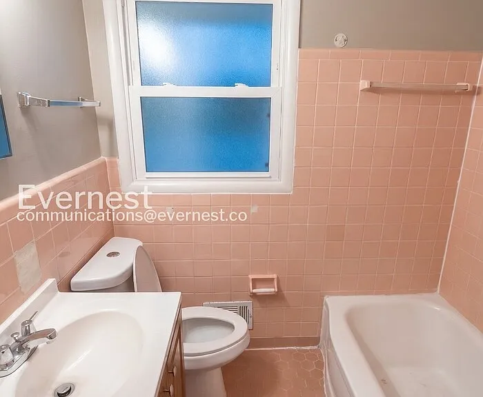 317 Westwood Dr — Photo 8