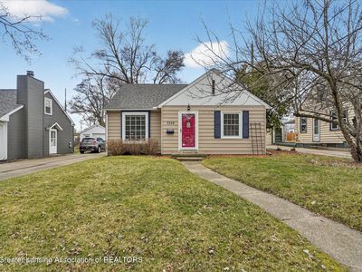 3310 Ellen Ave, Lansing, MI, 48910