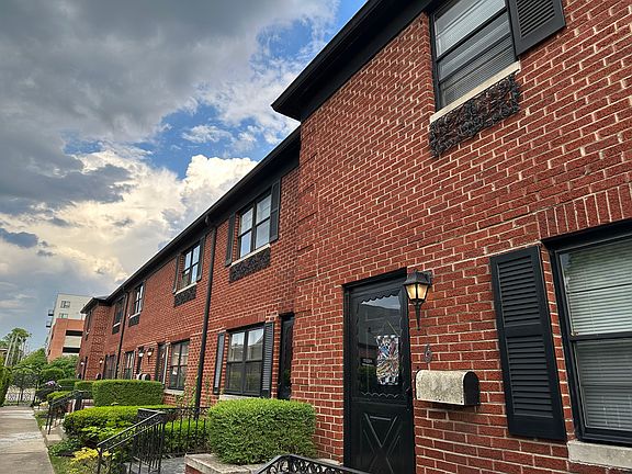 2nd image of 6350 N College Ave APT 3