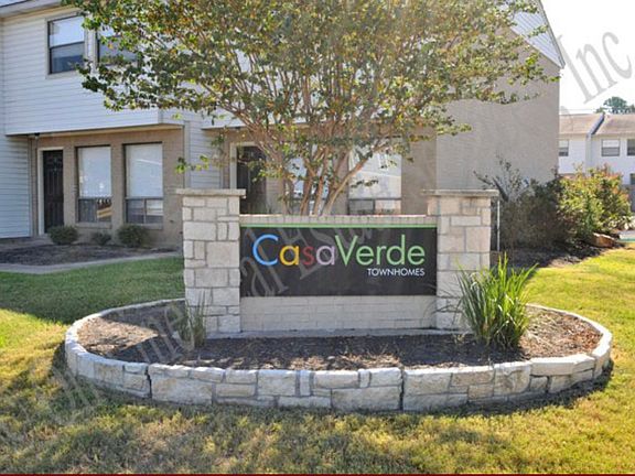 2nd image of 703 Navarro Dr APT C