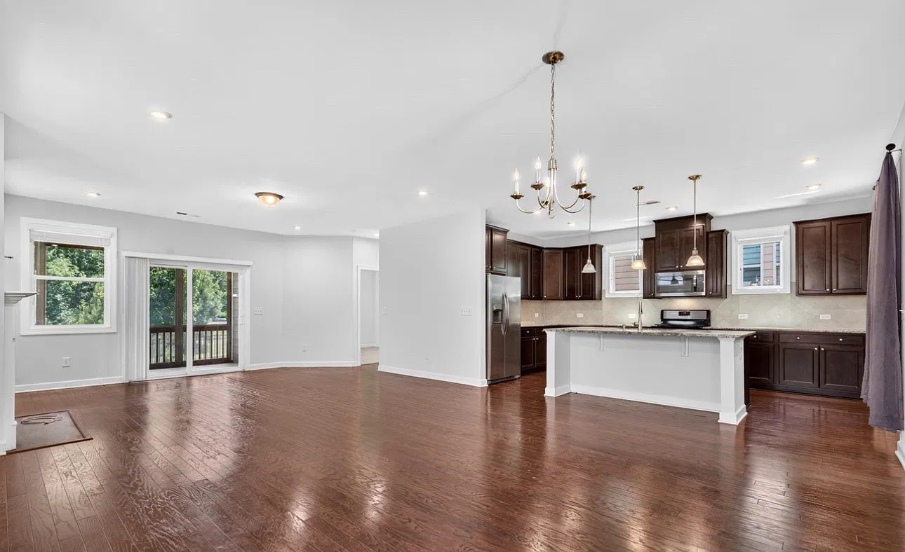 2139 Gregor Overlook Ln — Photo 3