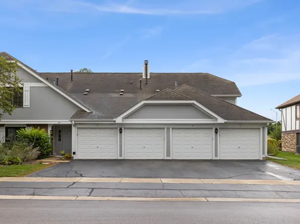 861 Yosemite Trl APT B, Roselle, IL 60172