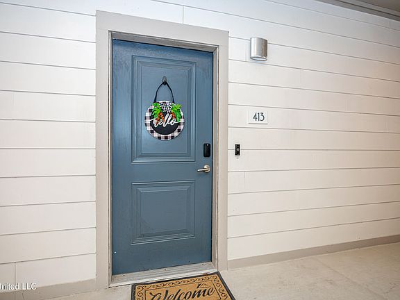 3rd image of 2501 Bienville Blvd #413
