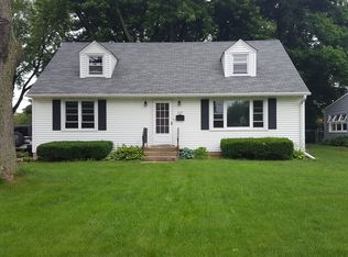 237 S Glenwood Pl, Aurora, IL