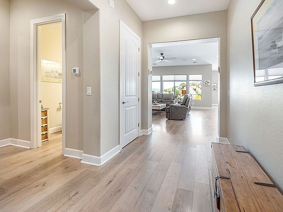 5th image of 1351 N Low Valley Ln