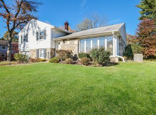 1236 Meinel Rd, Huntingdon Valley, PA 19006