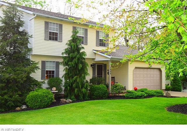 1st image of 1088 Iroquois Run