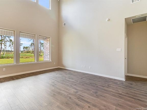 3rd image of 1744 Sawgrass Dr
