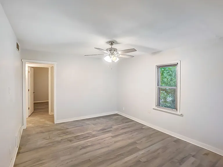 314 Sheridan Ave — Photo 6