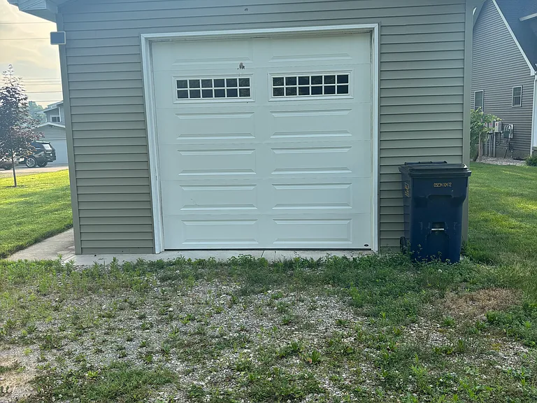5570 Bullard Rd — Photo 3