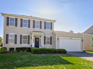 2736 Moraine Valley Rd, Wauconda, IL 60084